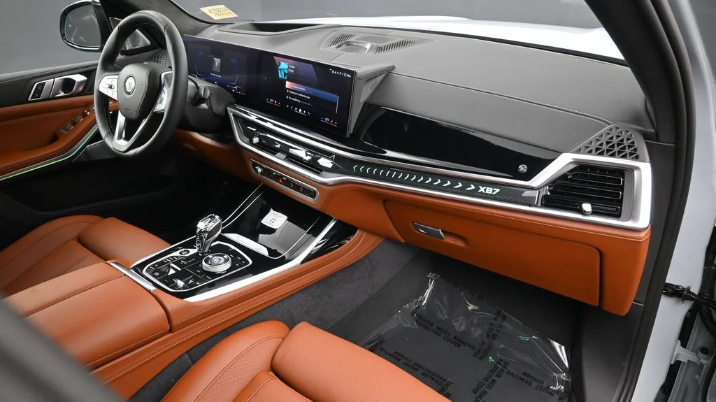 2025 BMW X7 ALPINA XB7 - Photo 11