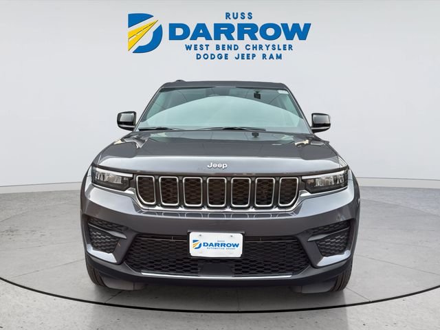 Used 2023 Gray Jeep Laredo image 8