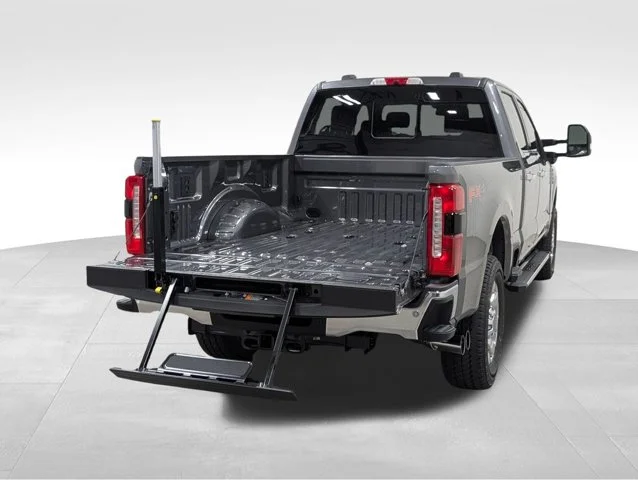 New 2026 Carbonized Gray Metallic Ford F-250® Lariat® image 62