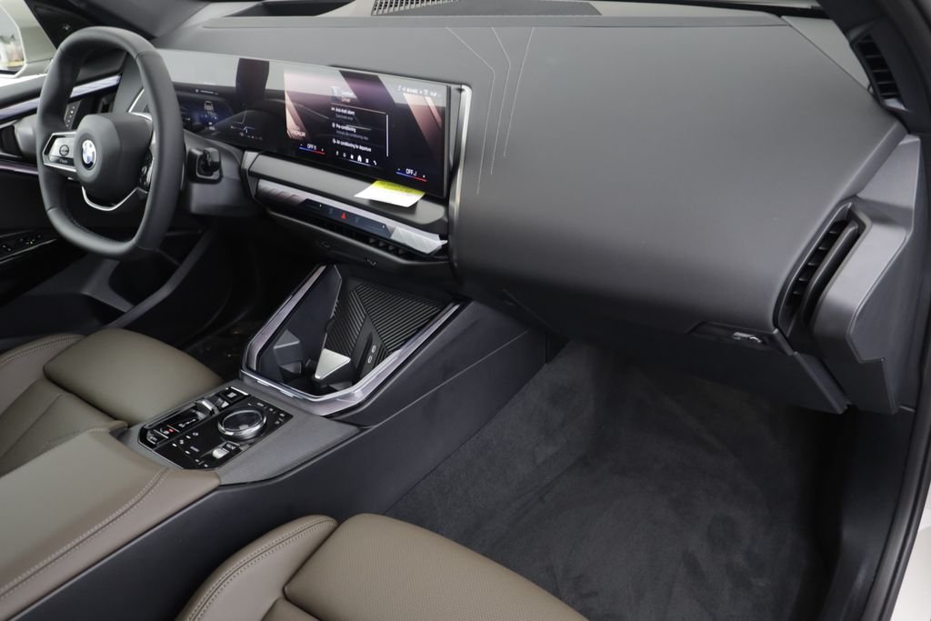 New 2026 Dune Grey Metallic BMW 30 xDrive image 20