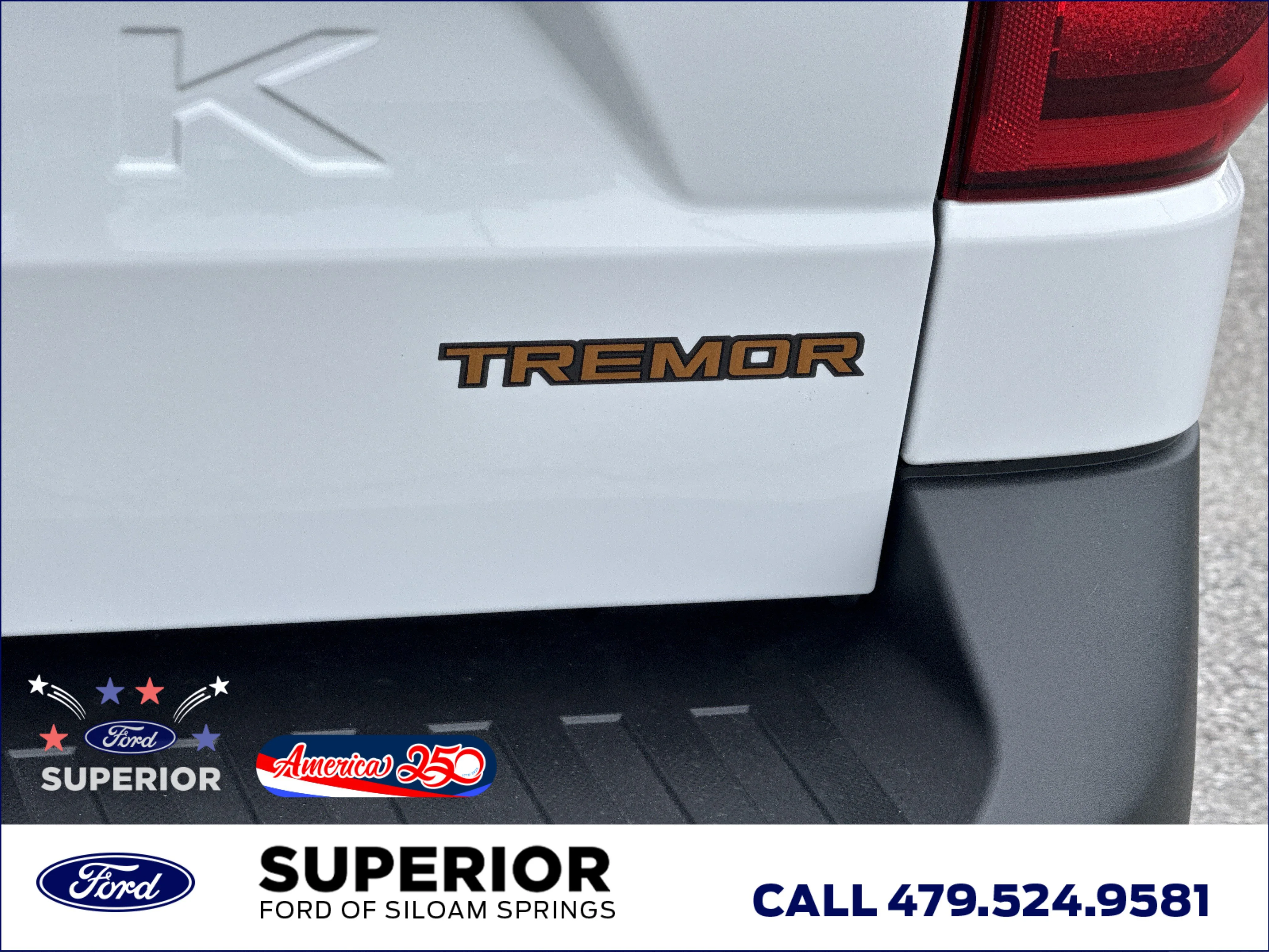 New 2026 Oxford White Ford Tremor AWD image 11