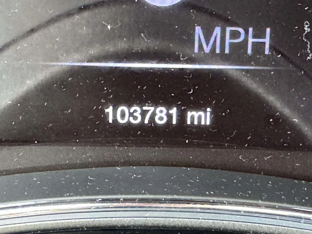 Used 2019 White Jeep Laredo image 25