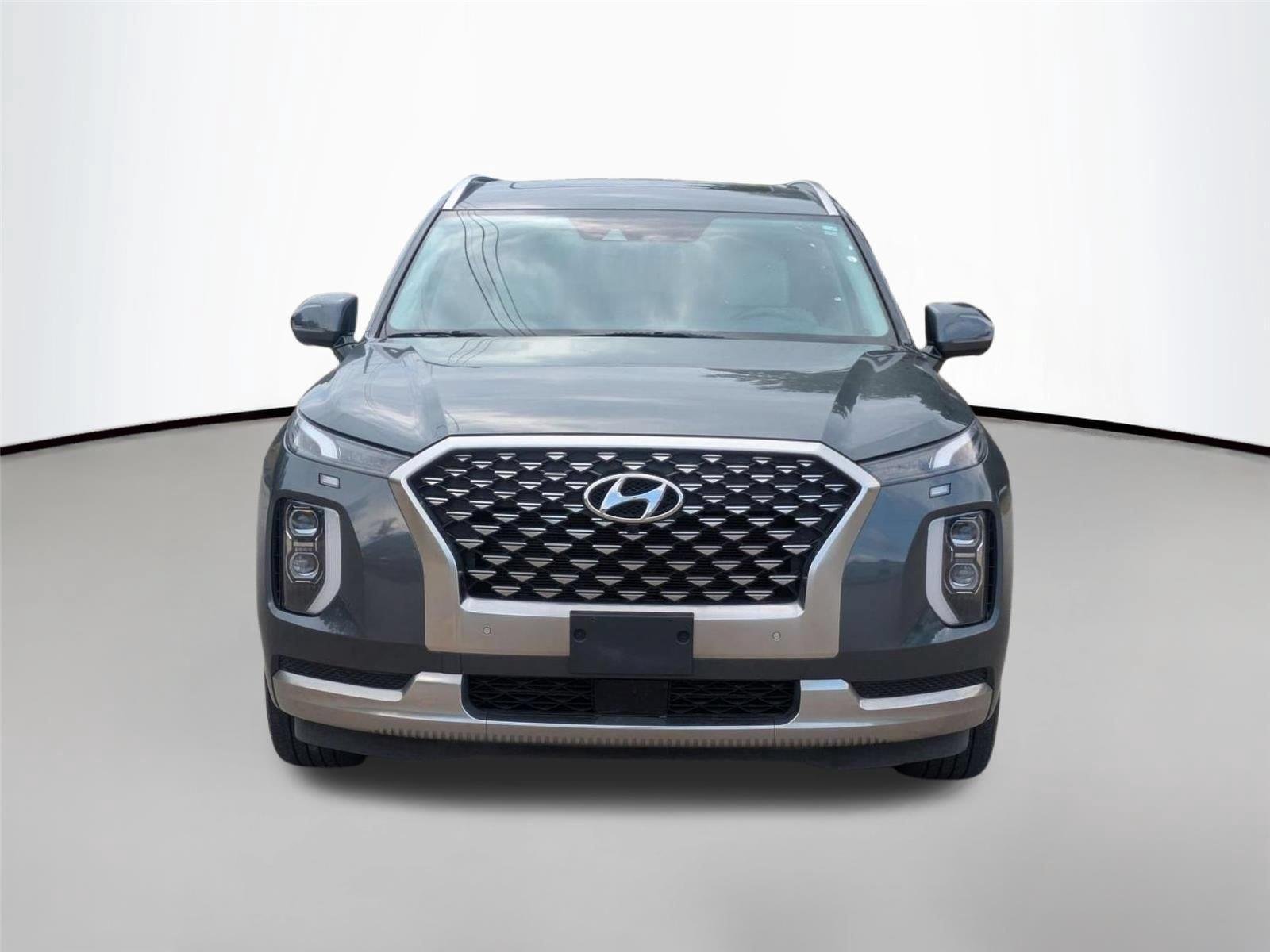 Used 2022  HYUNDAI  image 2