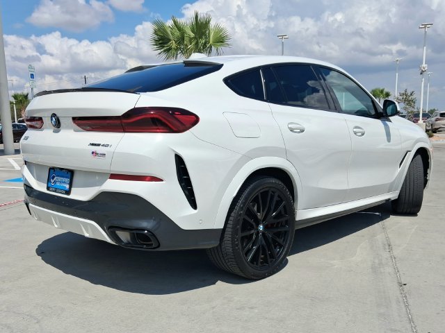 Used 2025 White BMW xDrive40i image 7