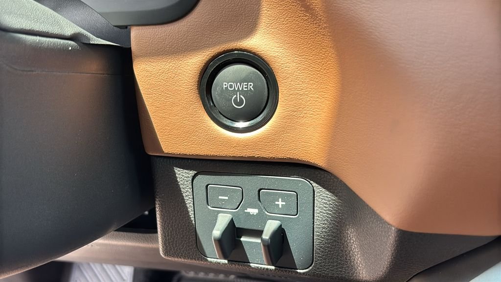 New 2026 Wind Chill Pearl <sup>1</sup> Toyota Tundra 1794 Edition image 15