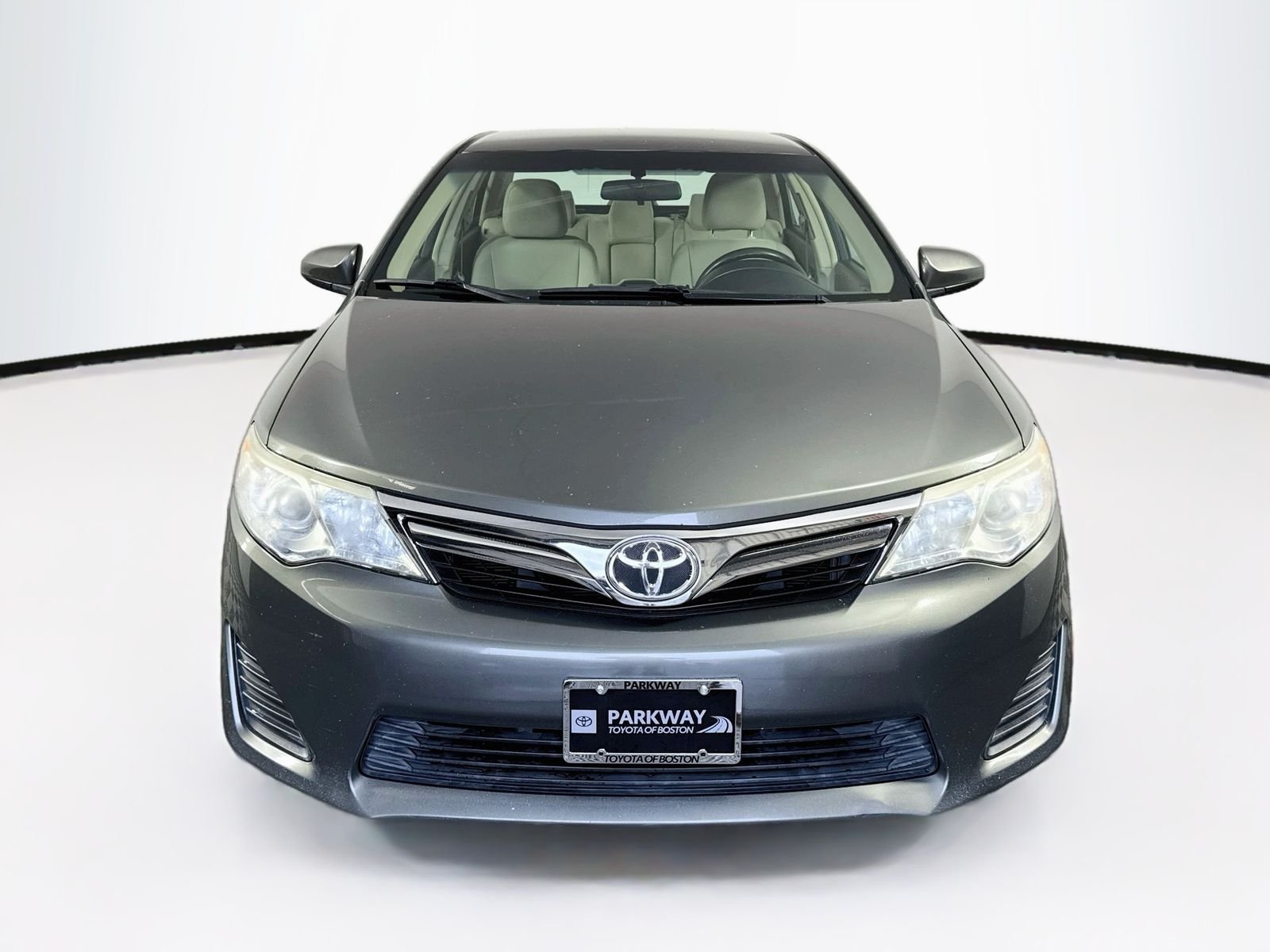 Used 2012 Green Toyota LE image 2
