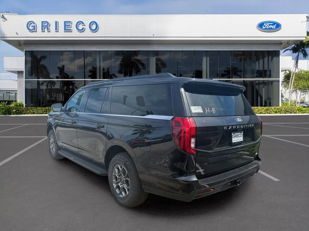 New 2027 Black Ford Active image 5