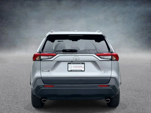 Used 2025 Silver Toyota XLE image 3
