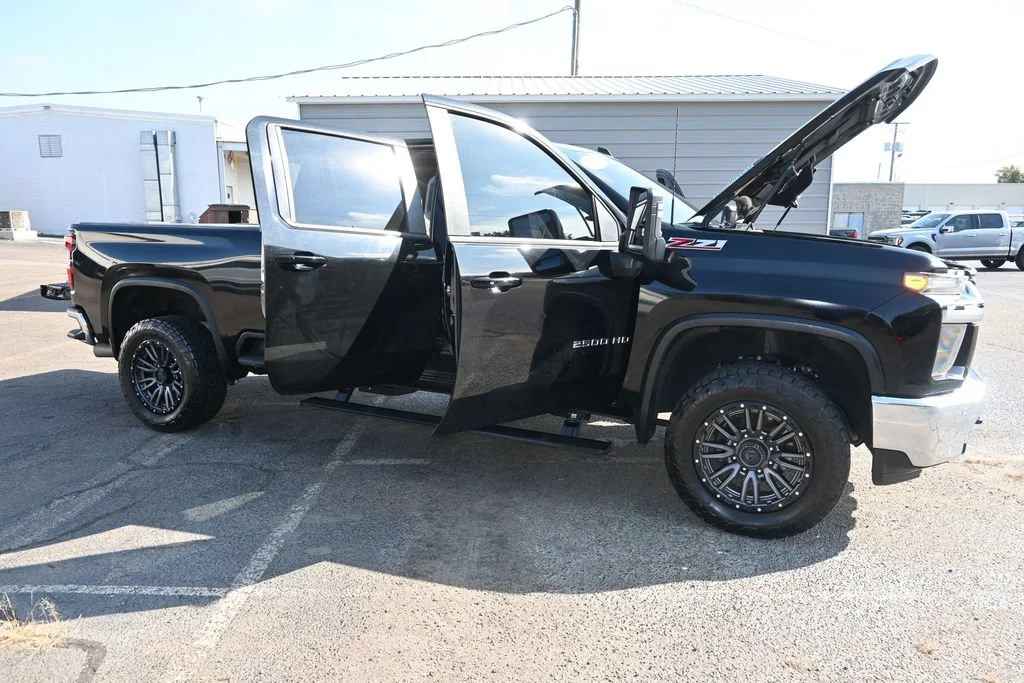 Used 2023 Black Chevrolet LT image 36