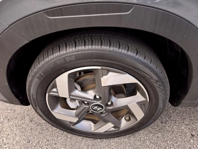 Used 2025 Gray Hyundai SEL image 23