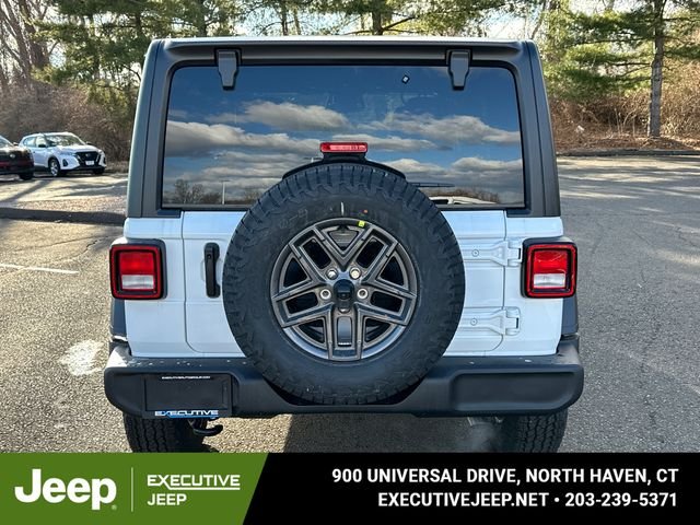New 2026 Bright White Clear-Coat Exterior Paint Jeep Sport S image 3