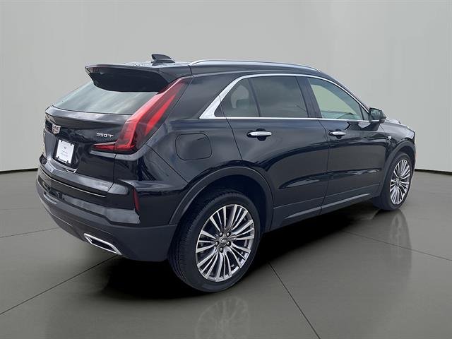 2024 Cadillac XT4 Premium Luxury, photo 5 of 12