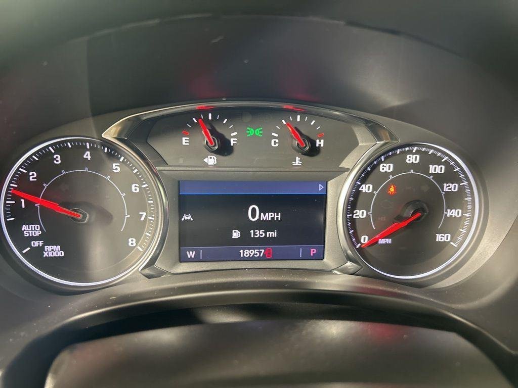 Used 2023 Volcanic Red GMC SLT image 18