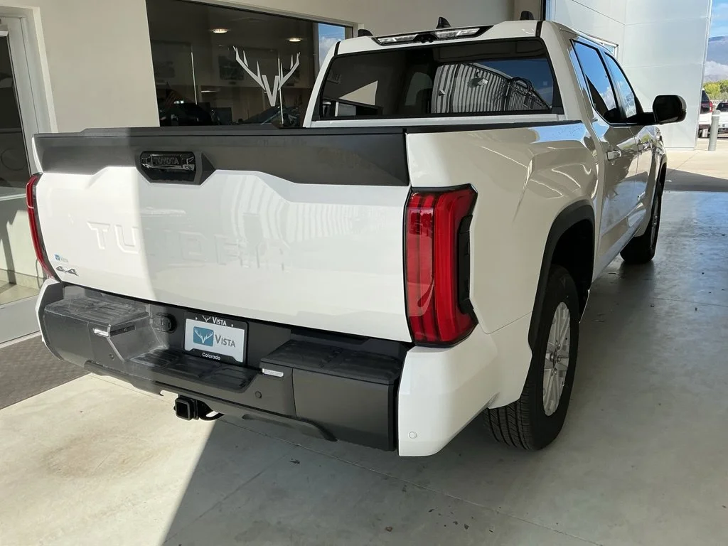 2026 Toyota Tundra SR5 - Photo 9