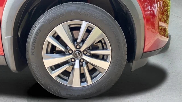 Used 2023 Scarlet Ember Tintcoat Nissan SL image 43