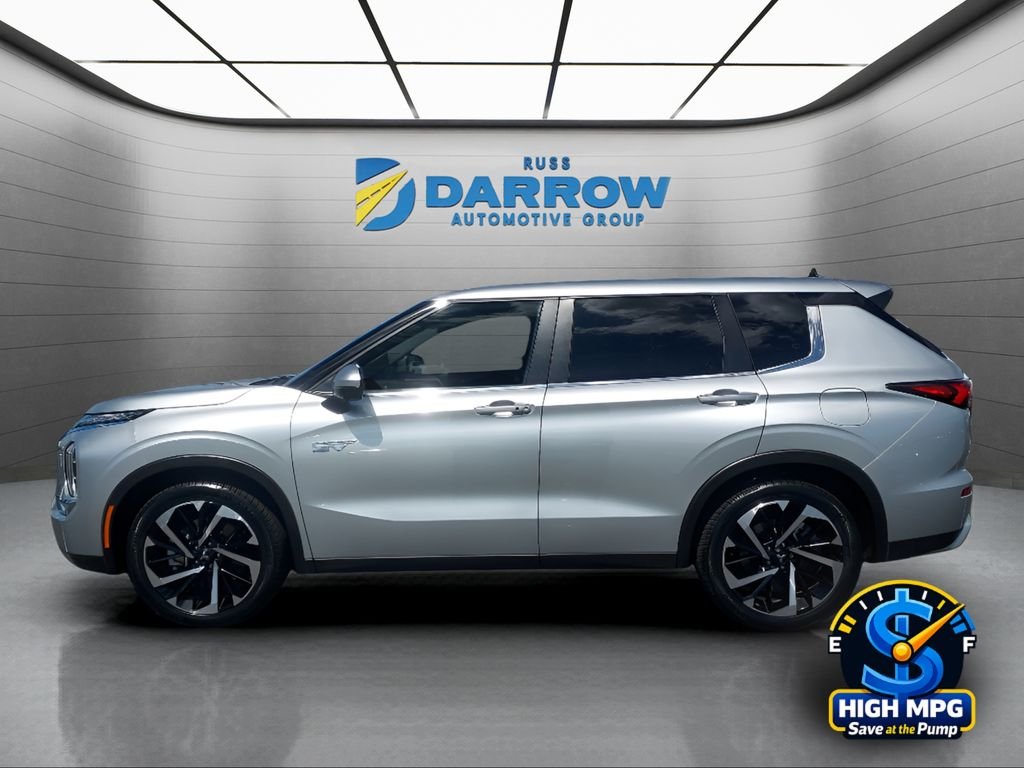 Used 2024 Mitsubishi Outlander Plug-in Hybrid SE with VIN JA4T5VA91RZ063653 for sale in Milwaukee, WI