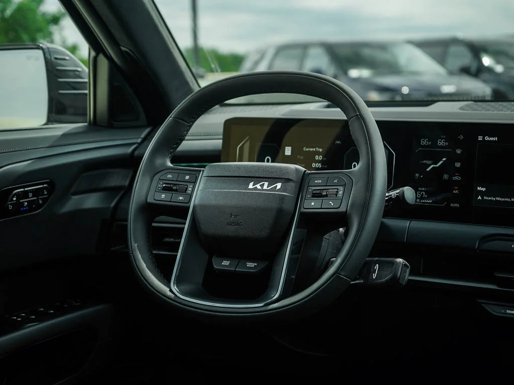 New 2027 Panthera Metal Kia X-Line SX Prestige AWD image 17