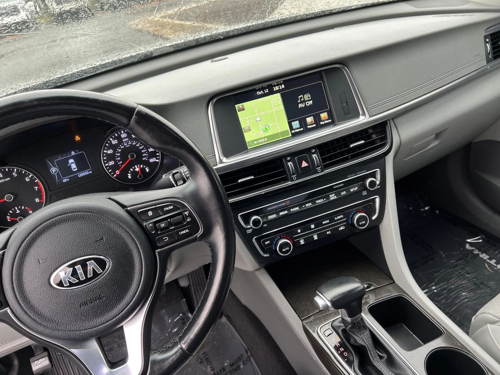 2017 Kia Optima EX - Photo 33