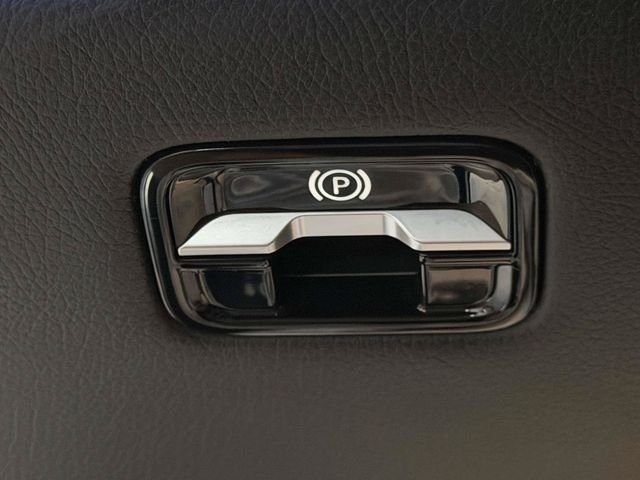 Certified Used 2023  Mercedes-Benz S 580 image 21