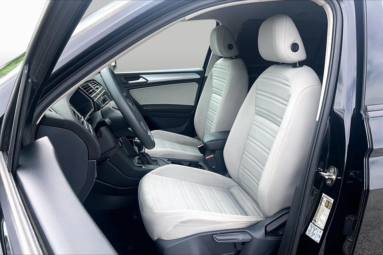 Used 2022 Deep Black Pearl Volkswagen S image 8