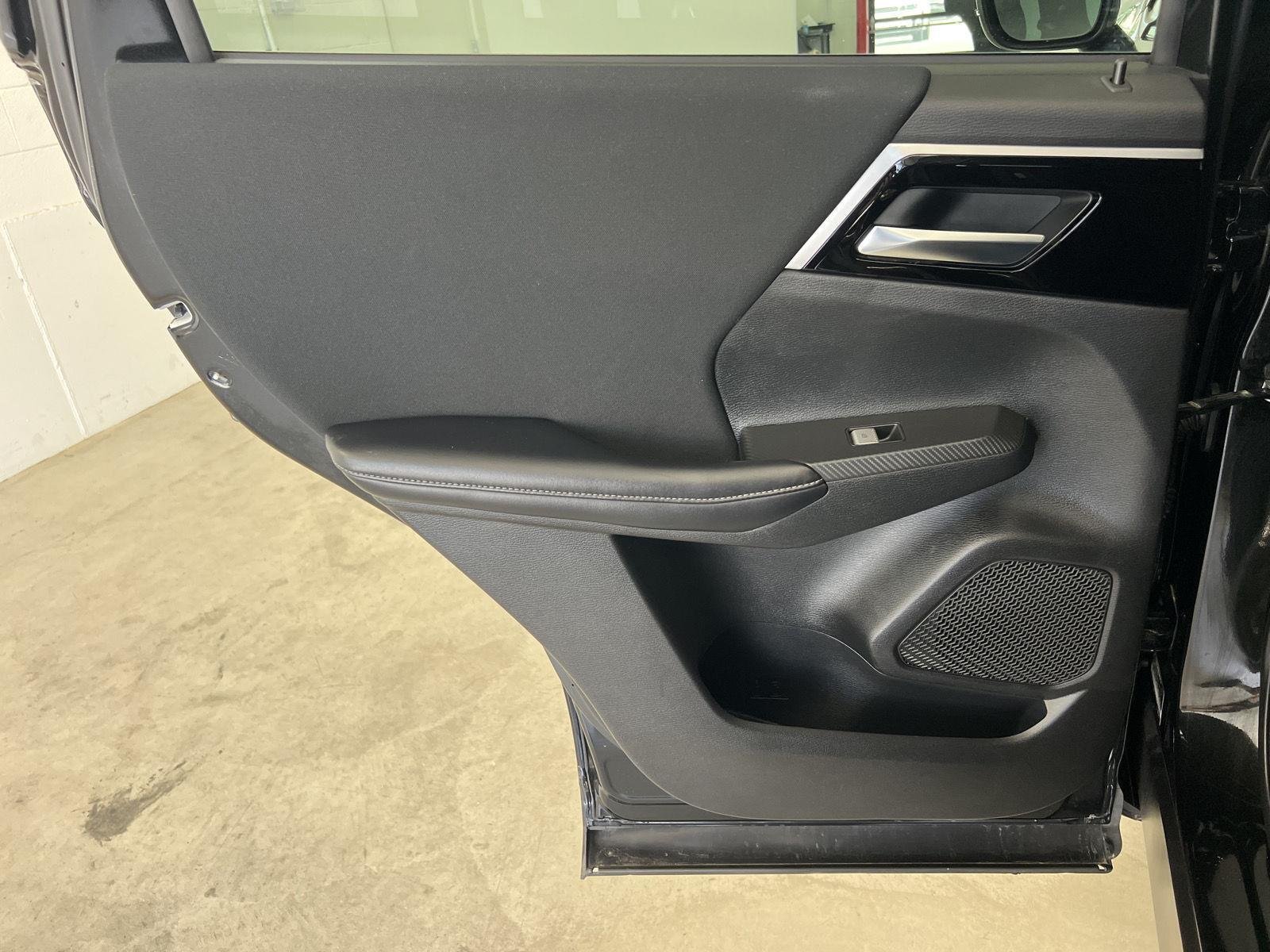2022 Mitsubishi Outlander ES - Photo 23