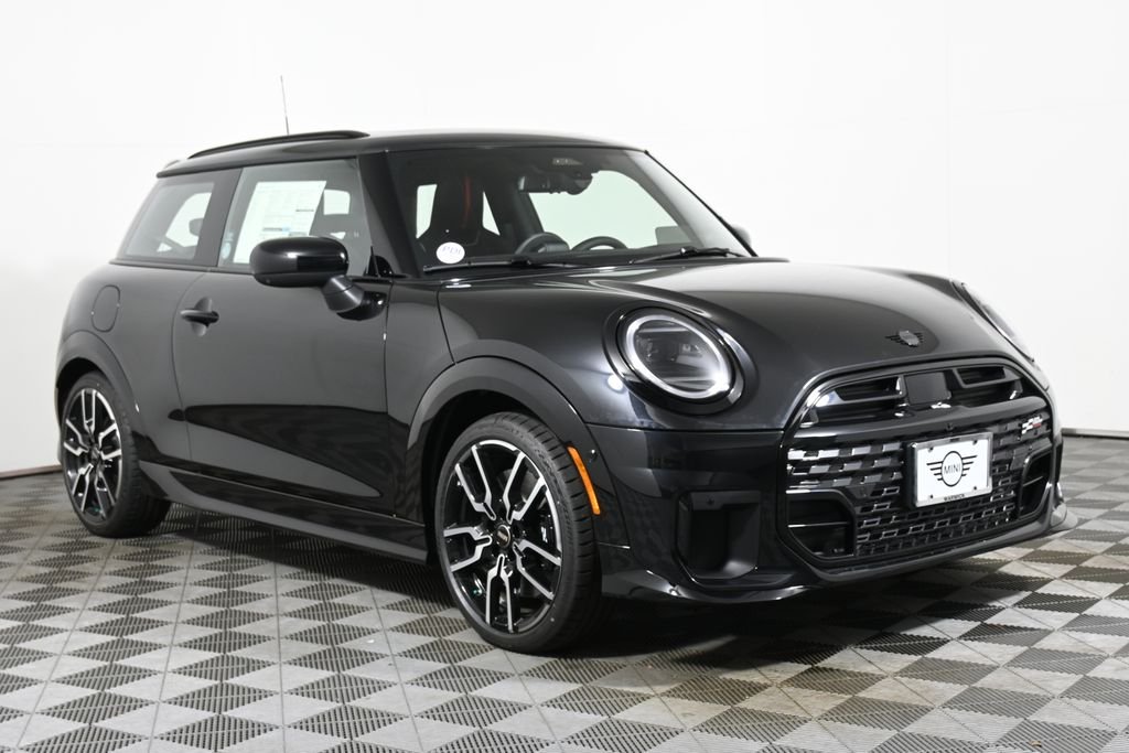 New 2026 Black MINI Iconic image 8