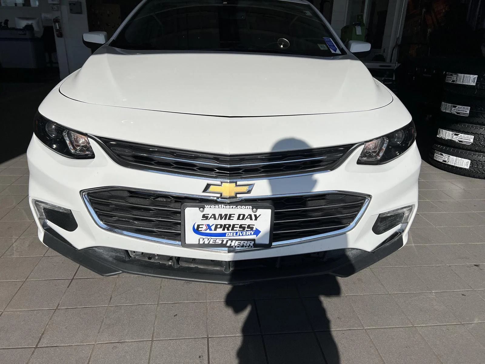 Used 2018 Summit White Chevrolet LT image 2