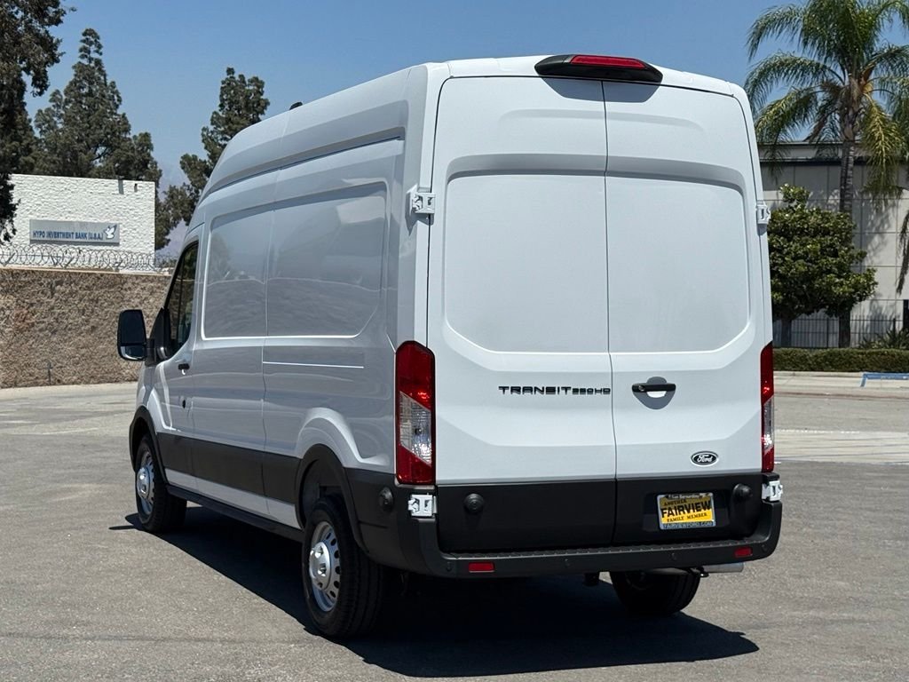 New 2026 Oxford White Ford Cargo Van image 4
