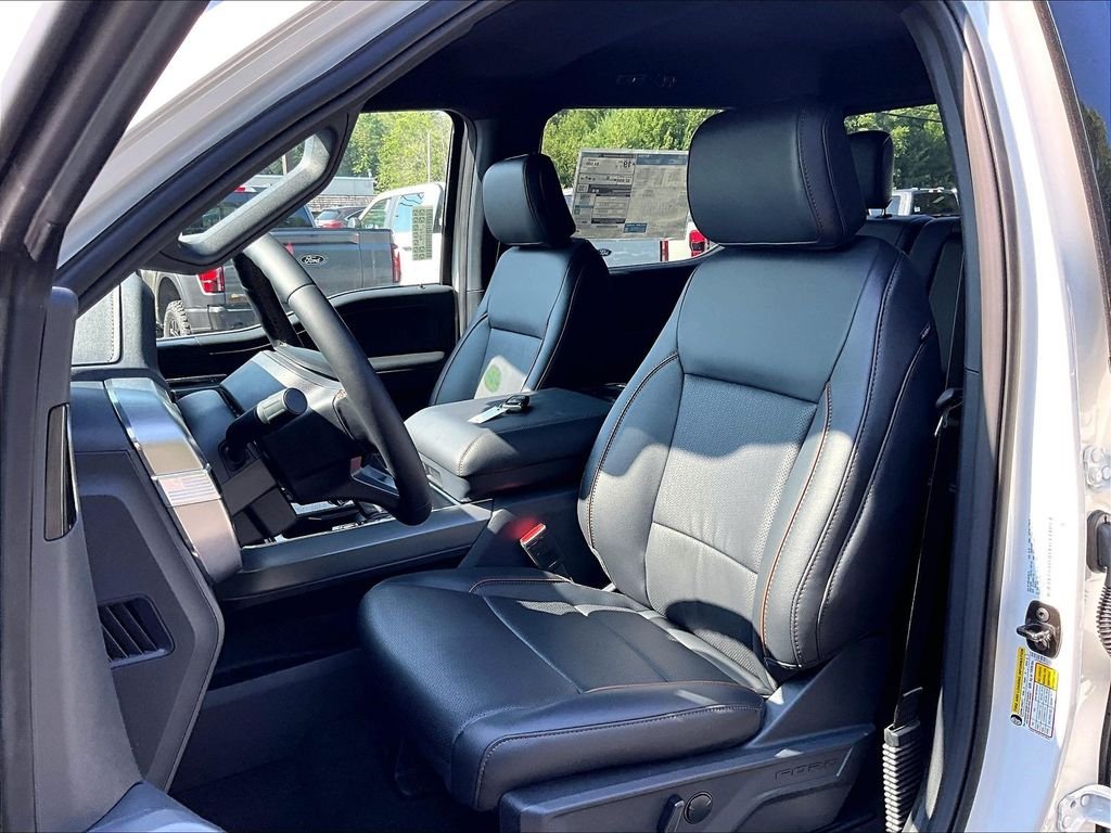 New 2026 Star White Metallic Tri-Coat Ford Lariat image 10