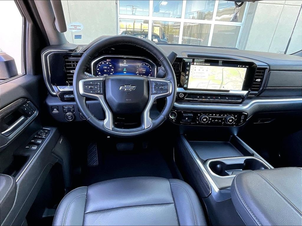 Used 2025 Gray Chevrolet LTZ image 17