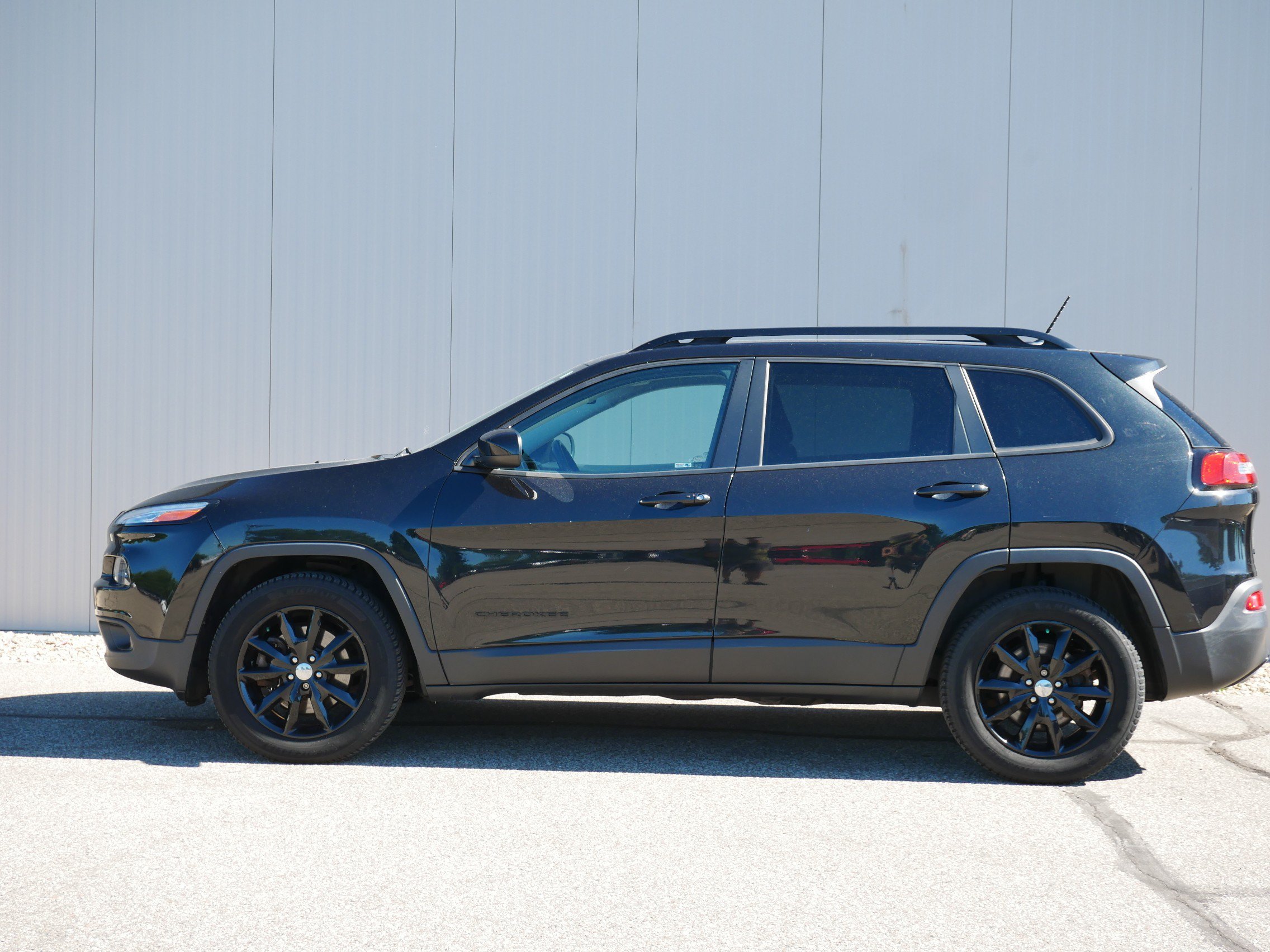 Used 2014 Jeep Cherokee Altitude with VIN 1C4PJMCS9EW296253 for sale in Hastings, Minnesota