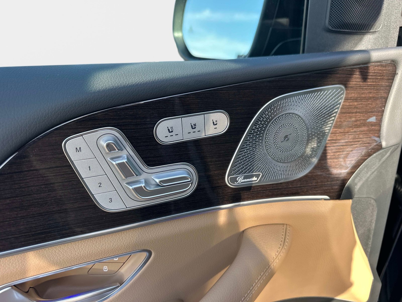 New 2026 Black Mercedes-Benz 350 4MATIC® SUV image 17
