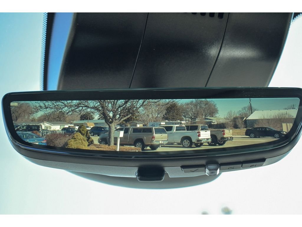 2025 Chevrolet Silverado 3500 HD LTZ - Photo 20