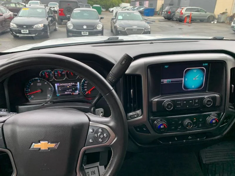 Used 2015 White Chevrolet LT Pickup 4D 6 1/2 ft image 31