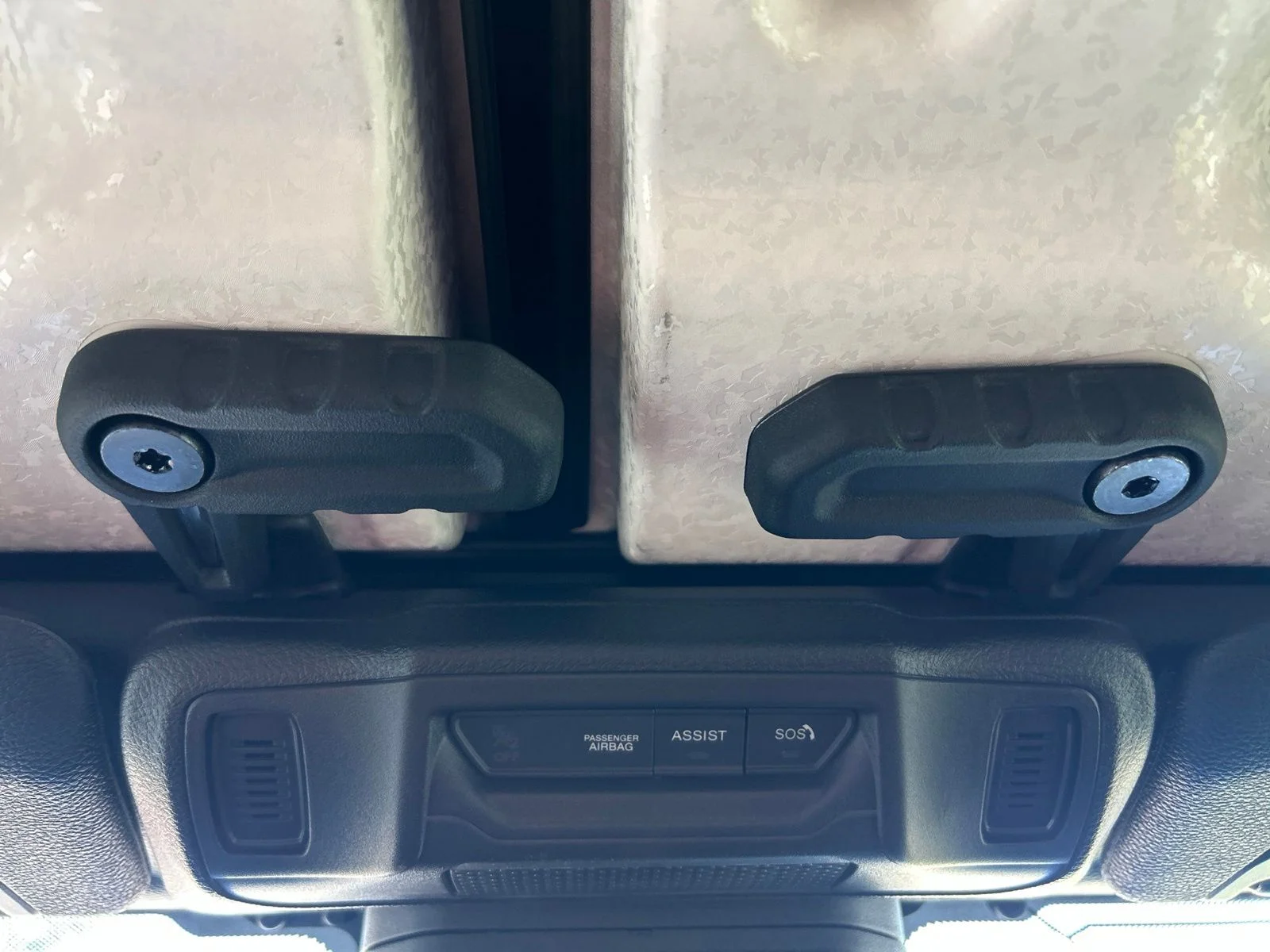 Used 2026 Gobi Clearcoat Jeep Rubicon X image 32
