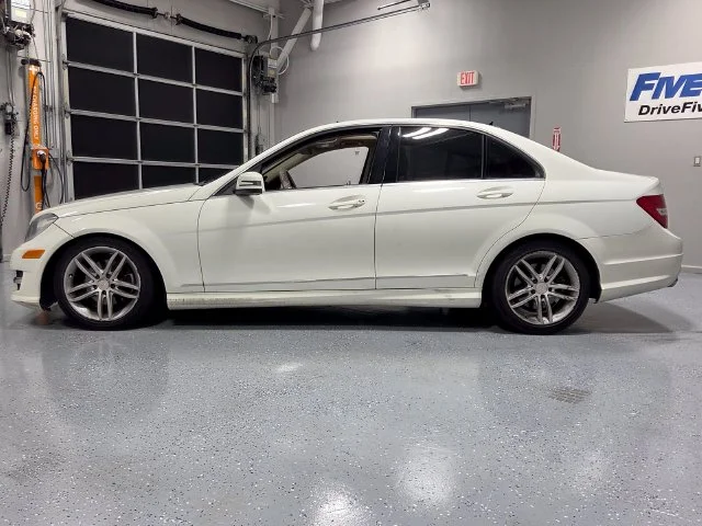 Used 2012 White Mercedes-Benz C 300 image 4