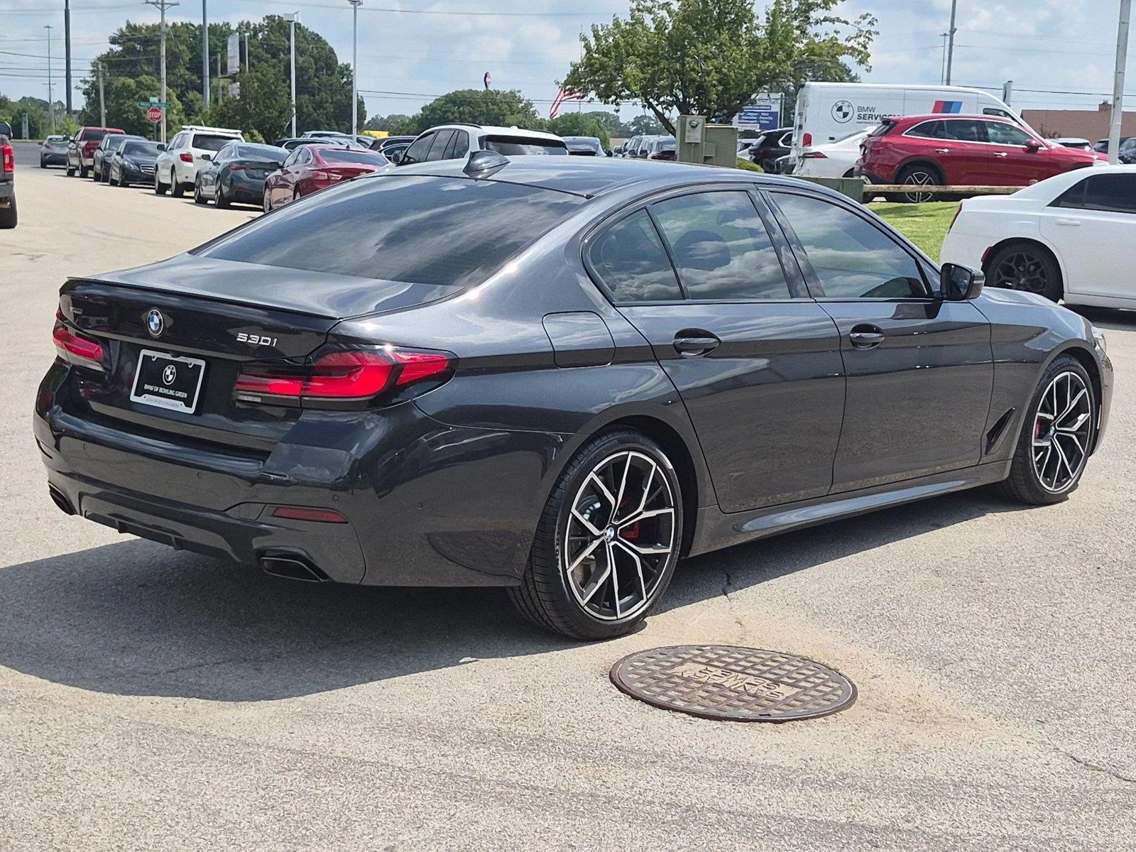 Certified Used 2023 Dark Graphite Metallic BMW 530i xDrive image 5