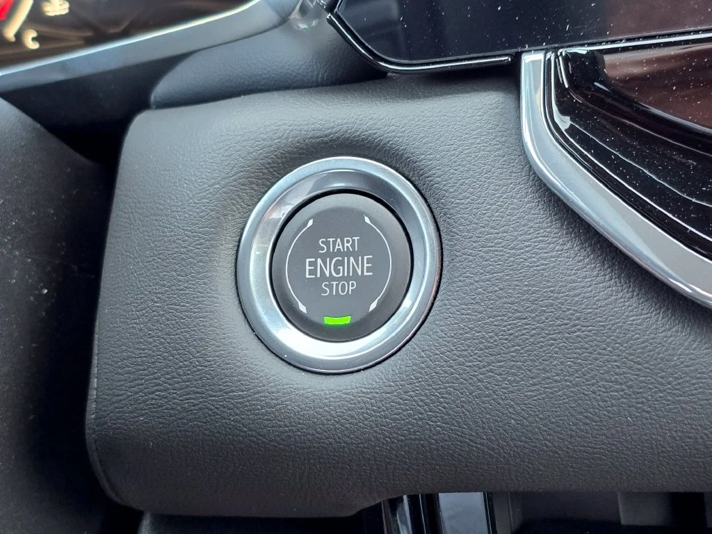 New 2026 Silver GMC Elevation image 30