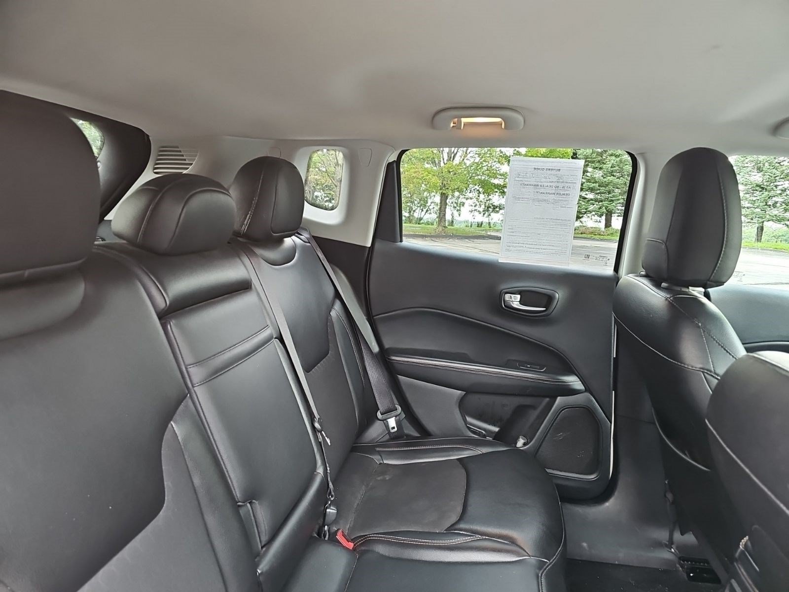 Used 2018 White Clearcoat Jeep Latitude image 14