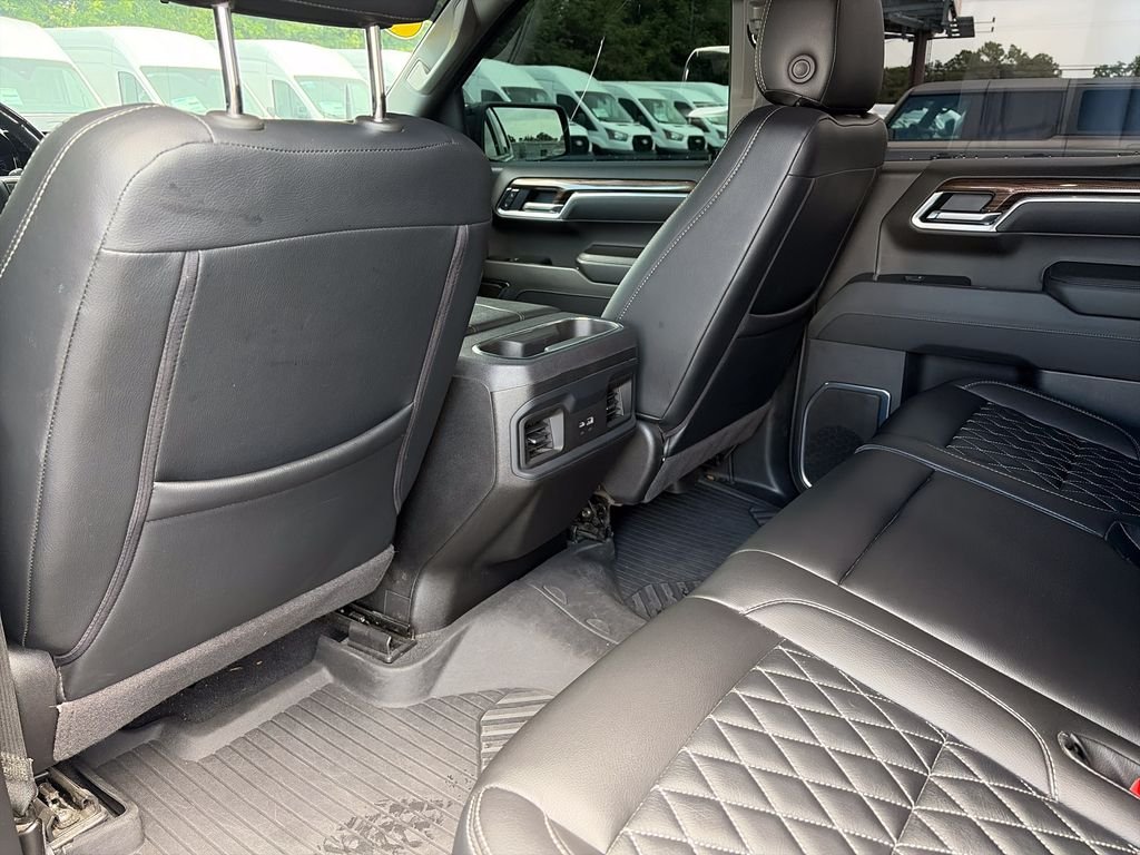 Used 2025 Gray Chevrolet RST image 32