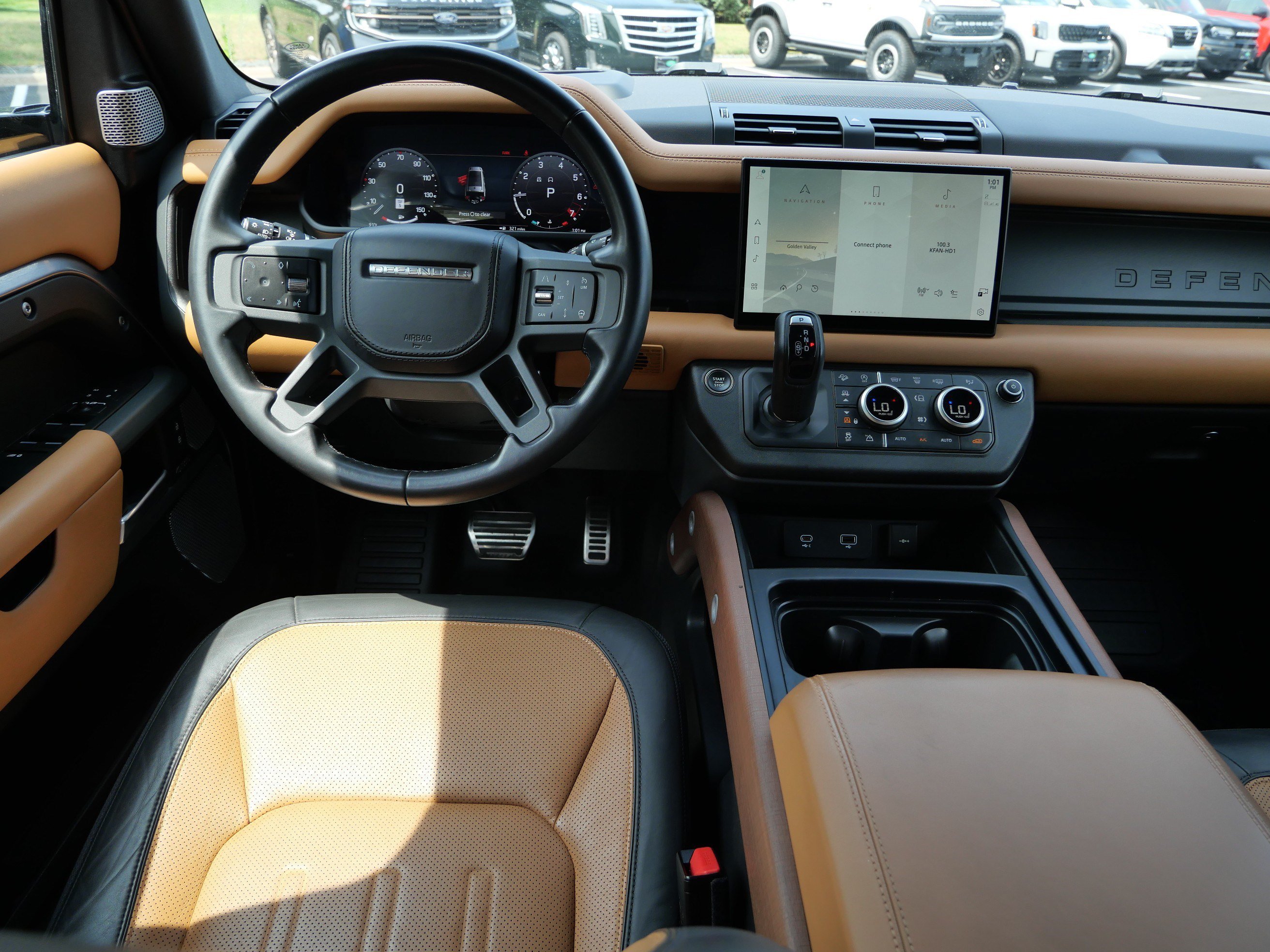 Certified Used 2023 Eiger Grey Metallic Land Rover X image 16