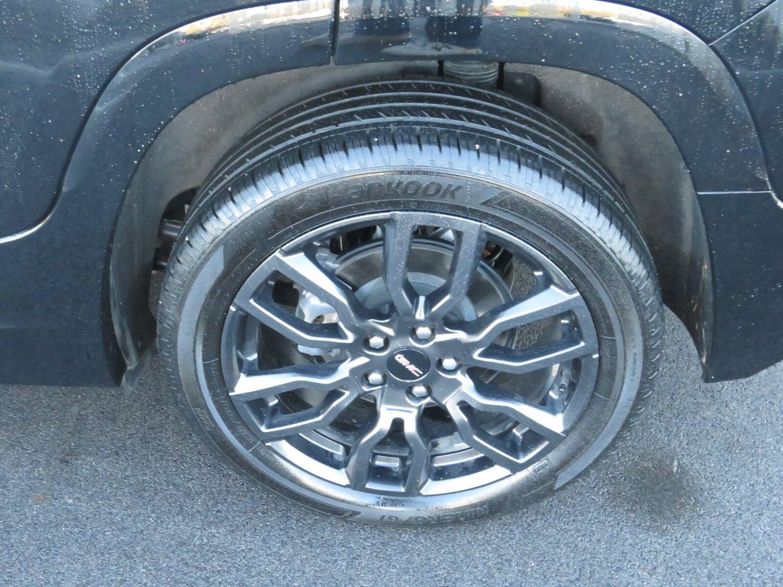 Used 2024 Ebony Twilight Metallic GMC Denali image 14