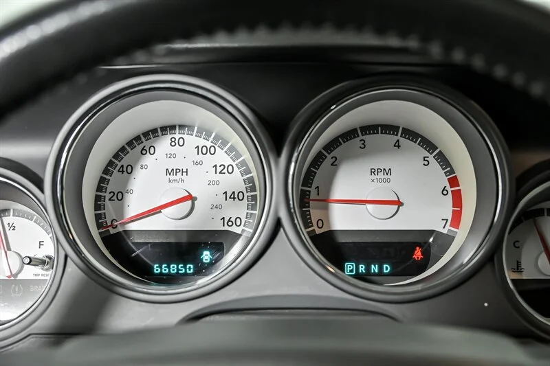 Used 2010 Inferno Red Crystal Pearl Coat Dodge R/T image 21