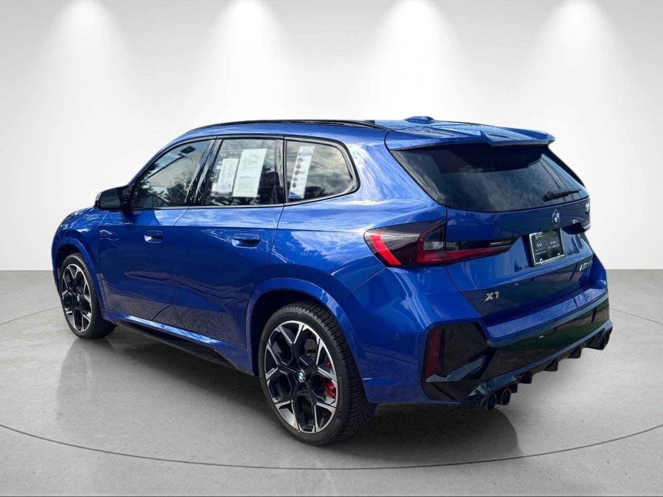 Used 2025 Portimao Blue Metallic BMW M35i image 3