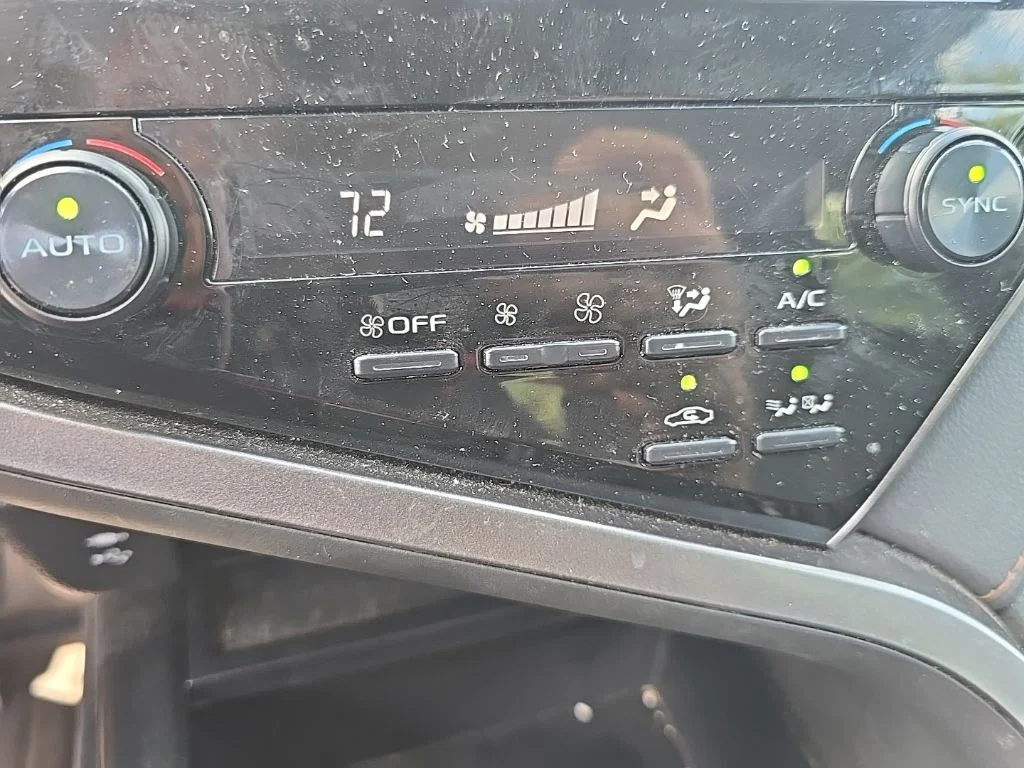 Used 2019 Gray Toyota LE image 17