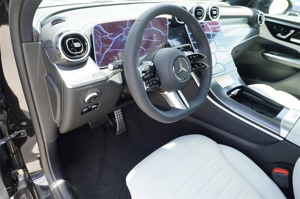 2026 Mercedes-Benz GLC Base - Photo 18