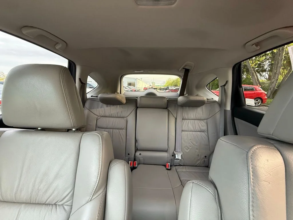 Used 2014  Honda EX-L image 17