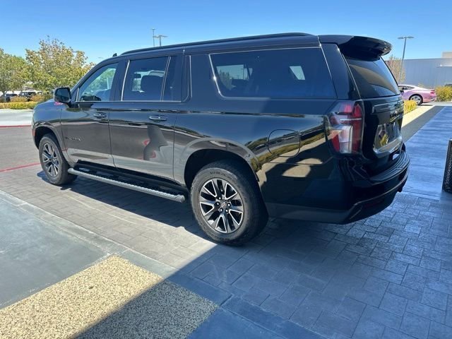 Used 2021 Black Chevrolet Z71 image 7