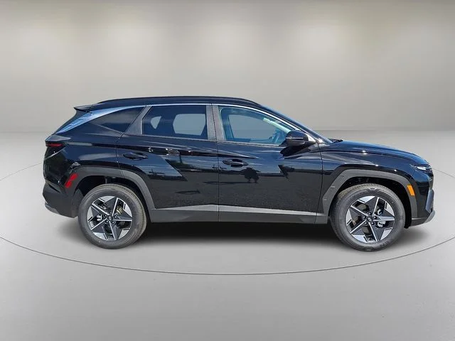 New 2026 Gray Hyundai SEL Convenience image 5