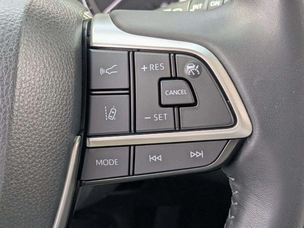 Used 2023 Beige Toyota XLE image 28